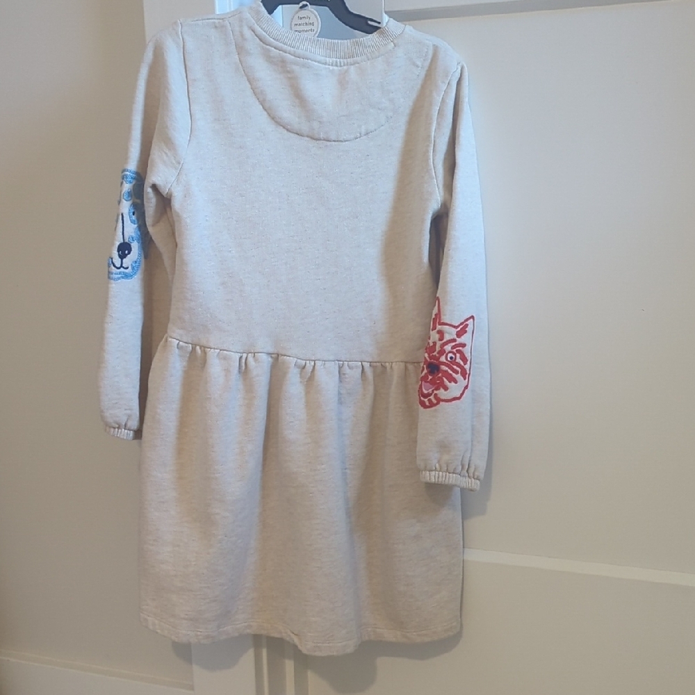 Boden Beige Top with Blue and Pink Dog Motif - Picture 4 of 7